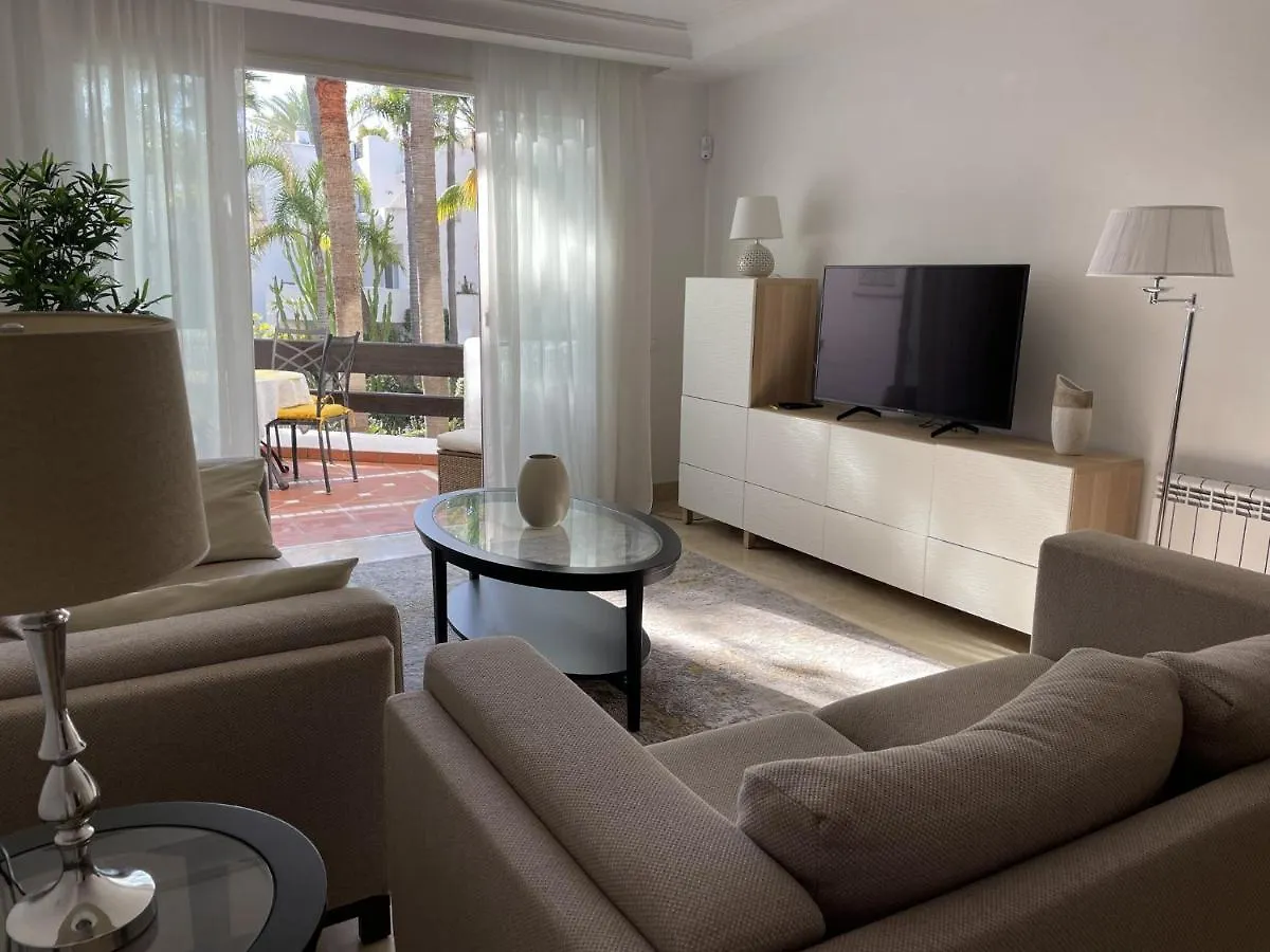 Cozy Apartments Near Puerto Banus Marbella
